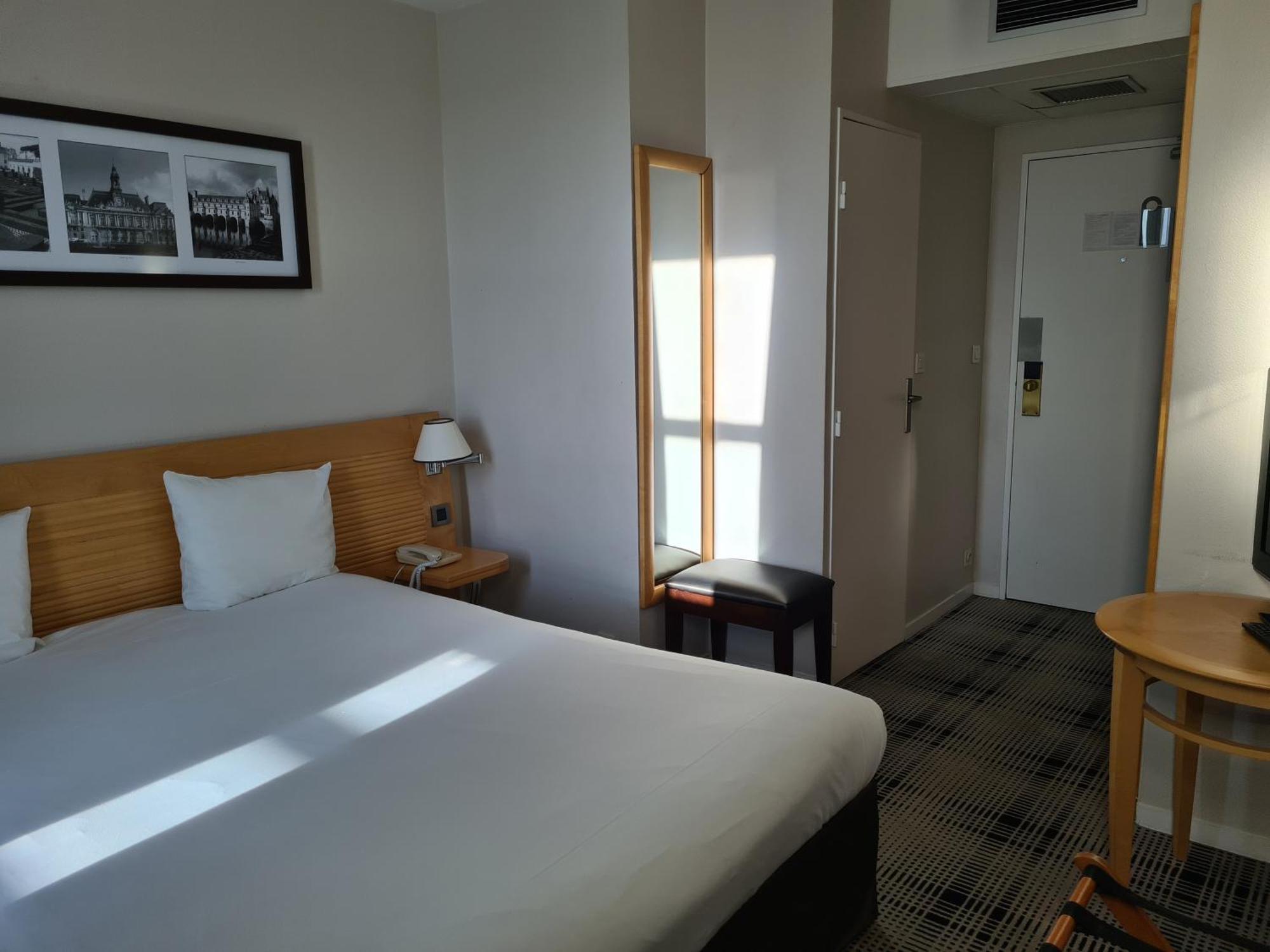 Mercure Tours Centre Gare Et Congres Экстерьер фото