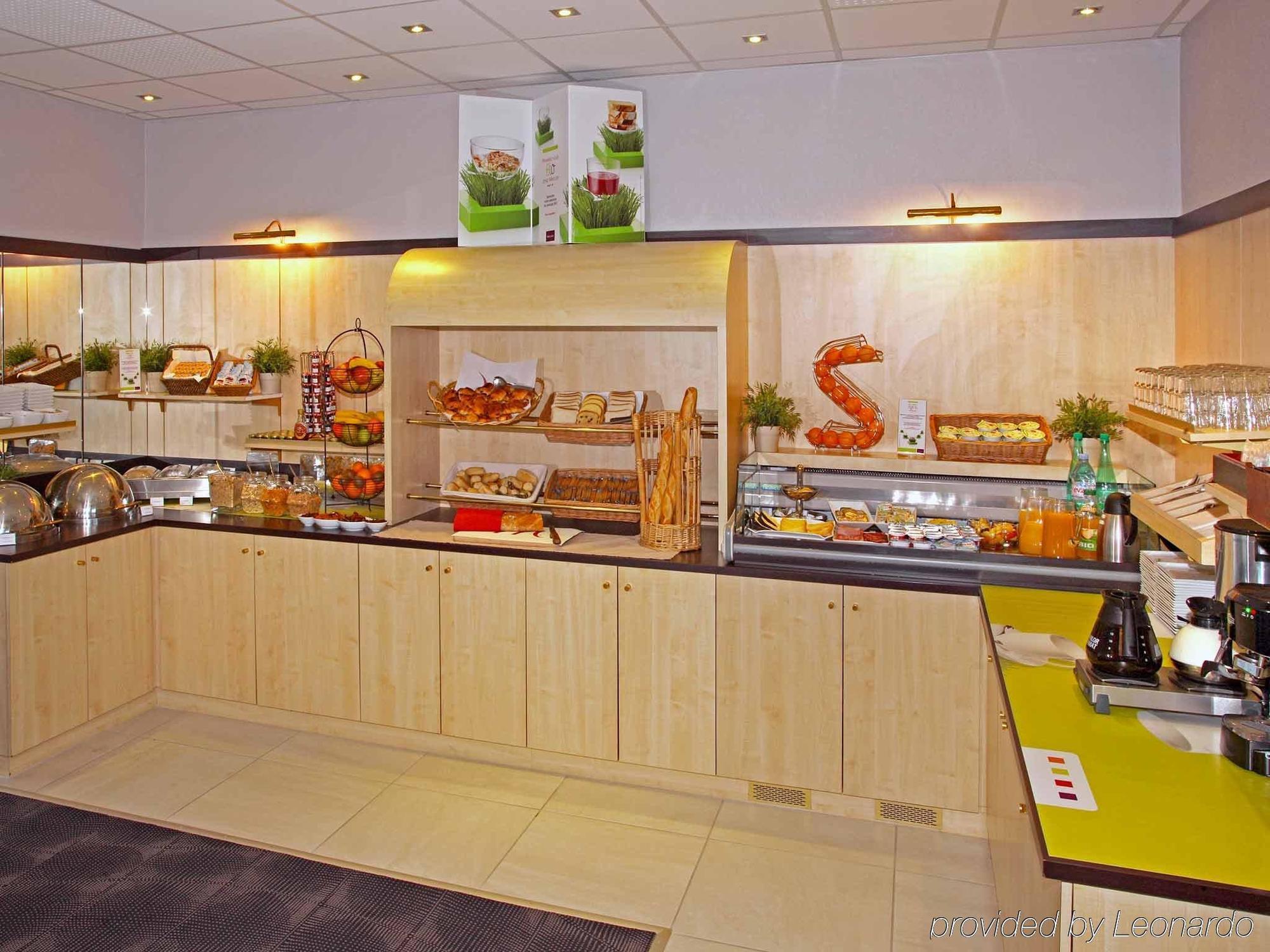Mercure Tours Centre Gare Et Congres Ресторан фото
